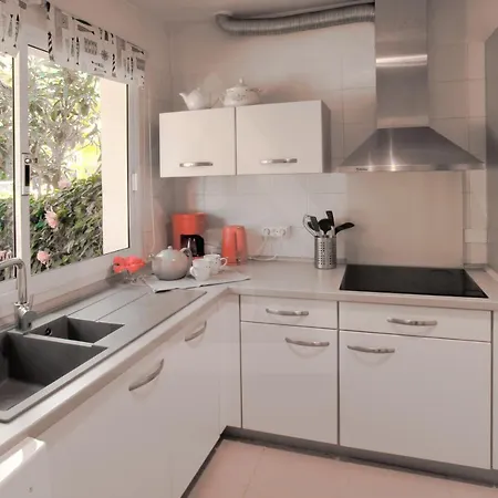 Casa Alena Holiday home *